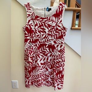 Tahari for Arthur Levine Red and White Leaf Print Sleeveless Dress, Sz. 16